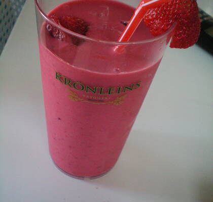 Jordgubbs- och  hallonsmoothie