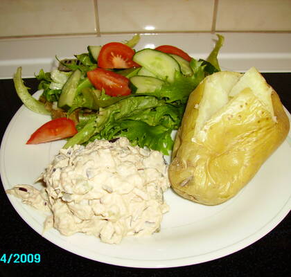 Bakad potatis med tonfiskeröra