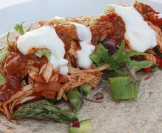 Tortilla wrap med pulled chicken