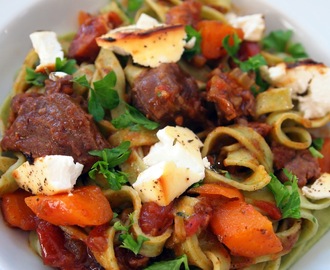 Osso buco med bagt ricotta og frisk pasta