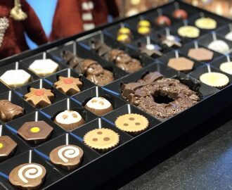 1. søndag i advent – Vind The Christmas Luxe æsken fra Hotel Chocolat!