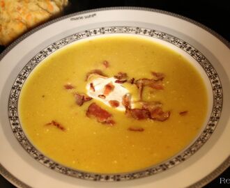 Karry-kartoffelsuppe med bacon