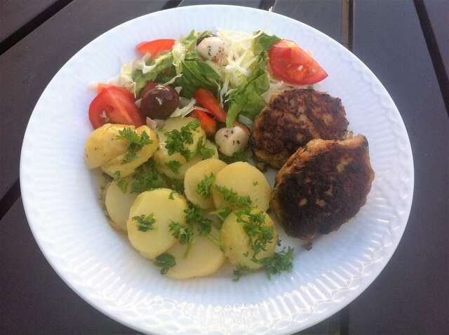 Kartoffelsalat i grøn marinade