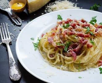 Spaghetti carbonara - En simpel og fantastisk ret du kan lave derhjemme