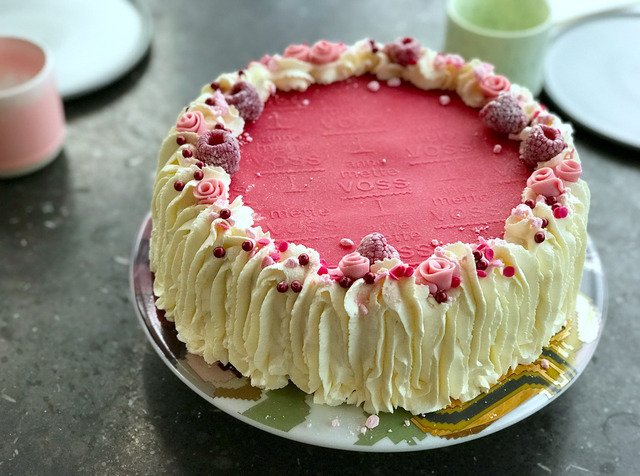 Lagkage med bær // Min fødselsdagslagkage fra Go’morgen Danmark