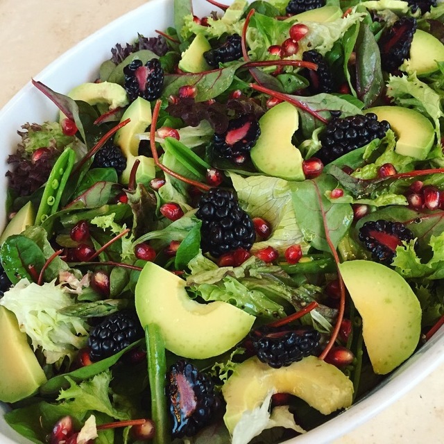 Salat til nytår – Med brombær og granatæble