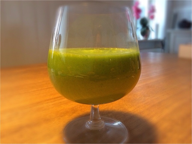 Grøn juice morgenmad