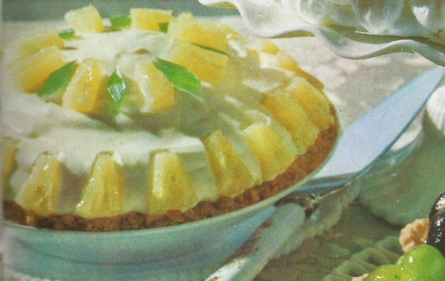 Pikant ananastærte med flødeost (Pineapple-Cheese flan)