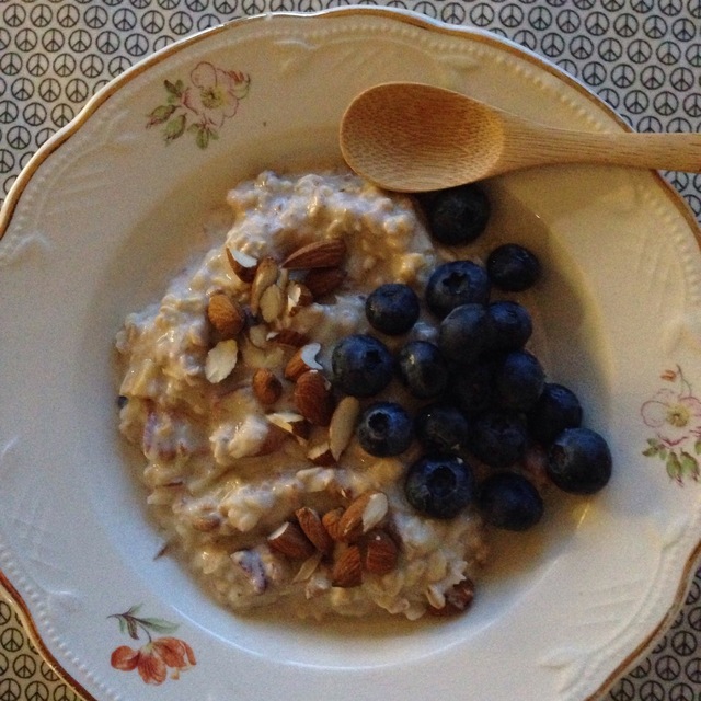 Bircher-müsli med æbler og nødder