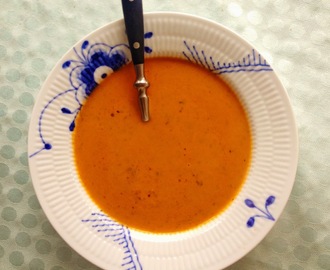 Verdens bedste, hurtigste, billigste og mest cremede tomatsuppe