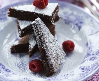 Chokoladesnitter med hindbærmarmelade