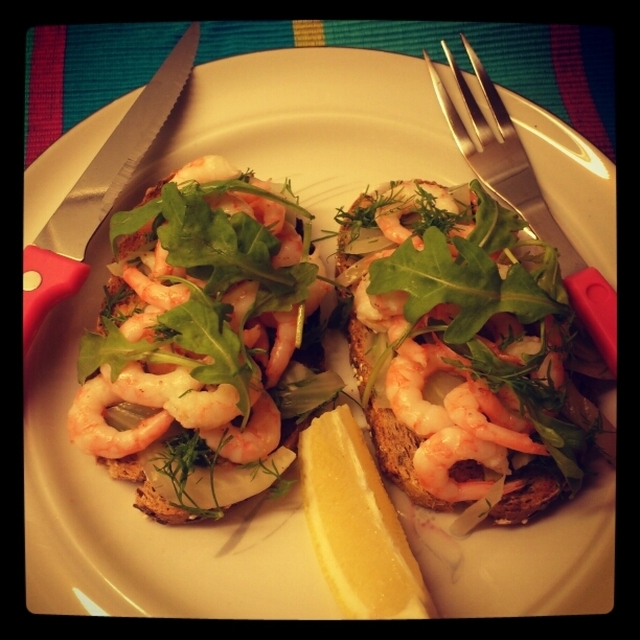 Reke bruschetta med sitron & -fennikelsalat ღ☺☼