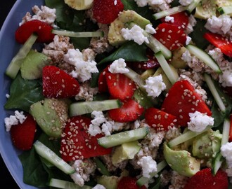 Spinatsalat med både sødt og salt