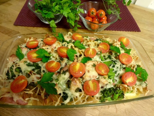 Ovnsrett med pasta, pølser og brokkoli !