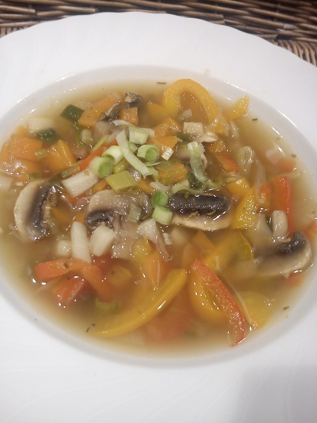 Kinesisk inspireret Champignon-Peberfrugt Suppe