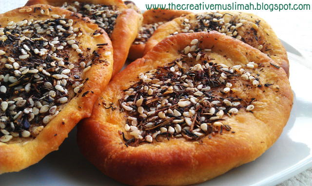 [Recipe] mini Manakish/Manaish (Lebanese breakfast bread)