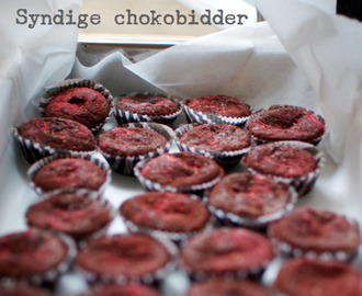 Minimuffins med chokolade og jordbærstøv (glutenfri)