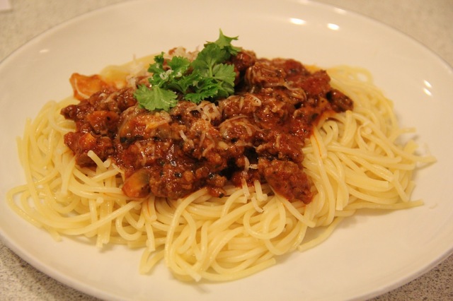 Mariu's Spaghetti with Meat Sauce