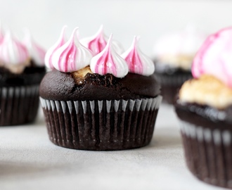 Chokolademuffins med skumfidusfrosting