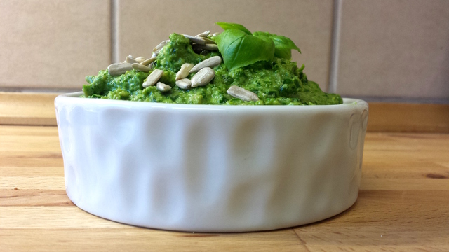 Grøn Ramsløgseksplosions Pesto