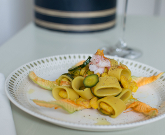 Pasta med rejer, squash og safran | Pasta gamberetti, zucchine e zafferano