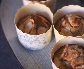 Æblemuffins med sprød mandeltop