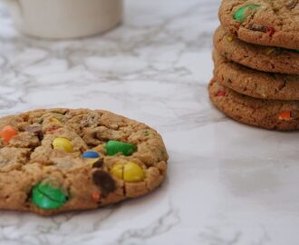 Børnevenlige cookies med m&m’s