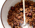 Ugens opskrift #14: BOGHVEDE GRANOLA MED KANEL OG KOKOS