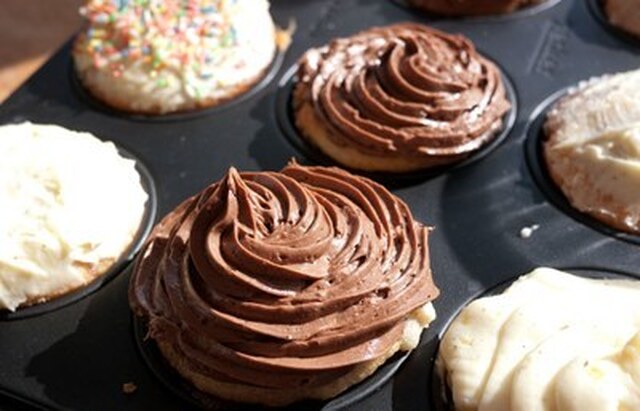 Cupcake - glasur / toppings