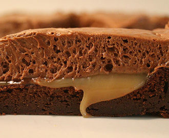 Chokoladekage med chokolademousse