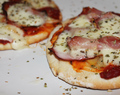 OPSKRIFT: NEMME MINI PIZZAER