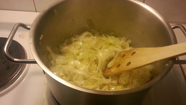 Onsdags-opskrift: Kartoffel-porre suppe med ingefærtwist!