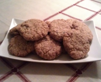 Cookies med chokolade og nødder