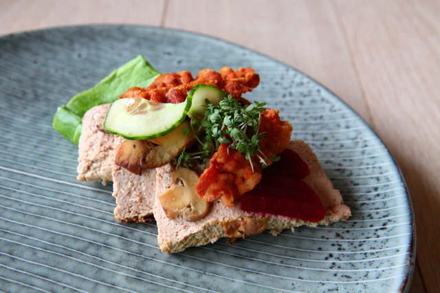 Hjemmelavet smørrebrød: Leverpostej med bacon