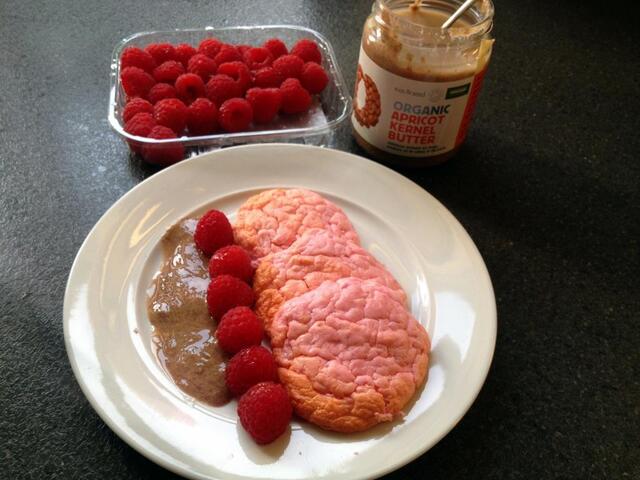 Lowcarb dessert: hindbær drøm ala oopsies!