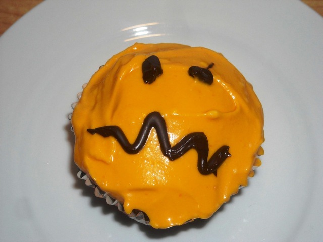 Halloween Cupcakes med Chokolade og Appelsin