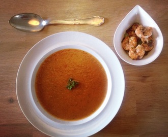 Spicy tomat suppe med tigerreger