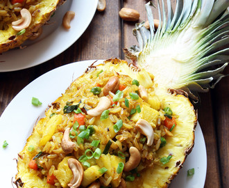 Thai Baked Pineapple Fried Rice