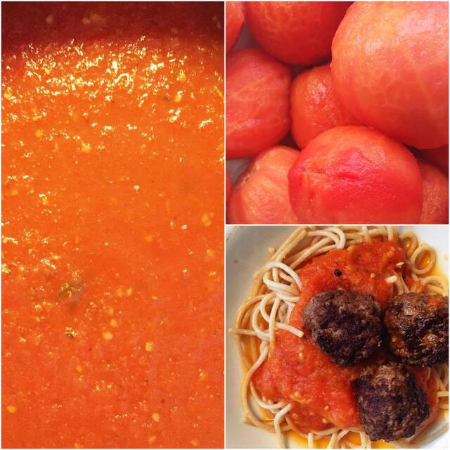 Hjemmelavede flåede tomater og en opskrift på en god tomatsovs