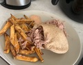 Pitabrød med tun og oksekød