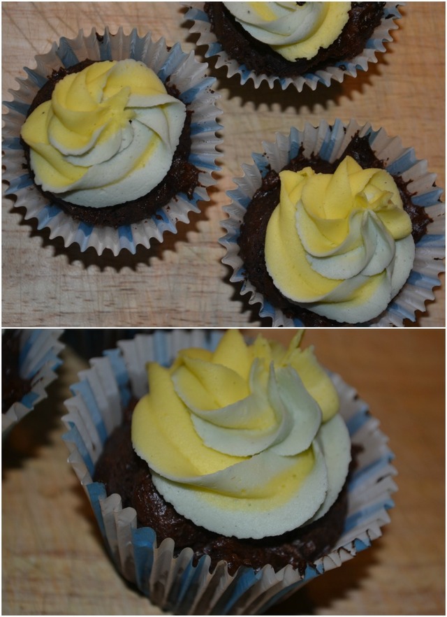 Cupcakes med tofarvet frosting