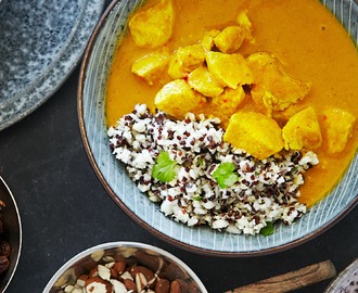 Indian Chicken Curry with Cauliflower and Quinoa Rice