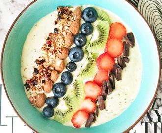 Kokos smoothie bowl (mælkefri yoghurt)