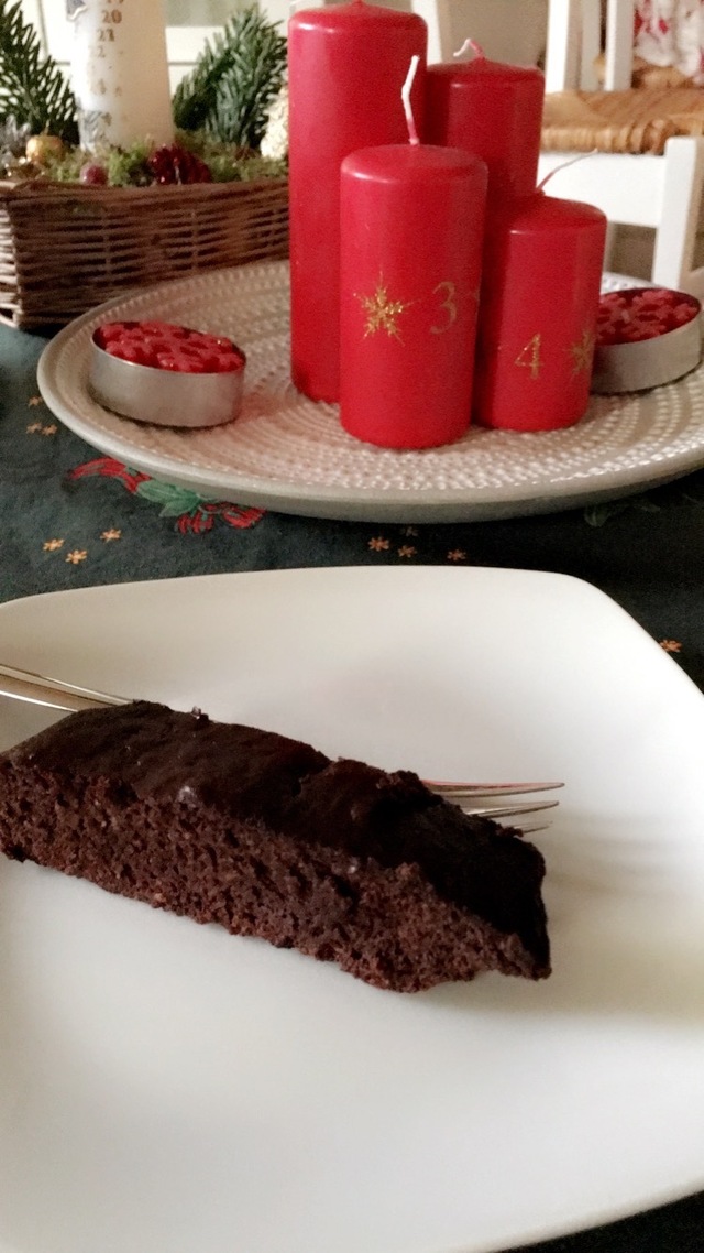 Sund og fuldstændig vidunderlig dadelkage med en smag af jul