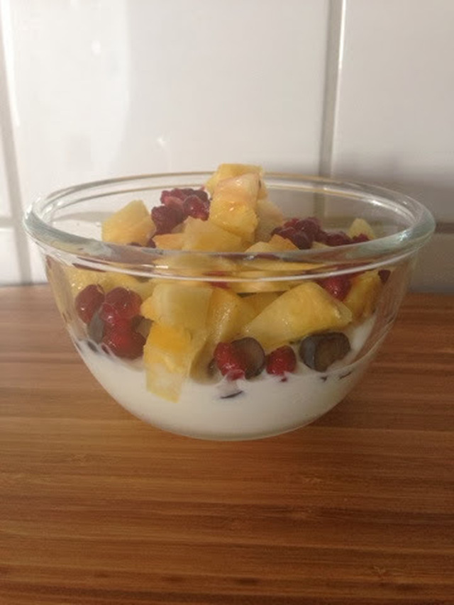 Skyr med frugt 140 kcal