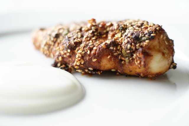 Krydret kyllingefilet a la tandoori med youghurtdip - Dukan diæt proteindag