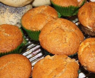 Muffins med karamelliserede æbler