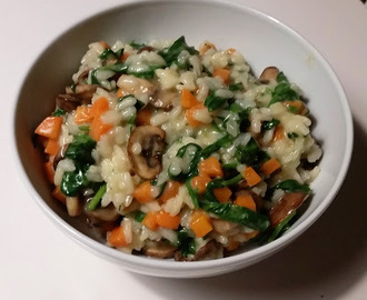 Risotto med Ristede Svampe og Frisk Spinat