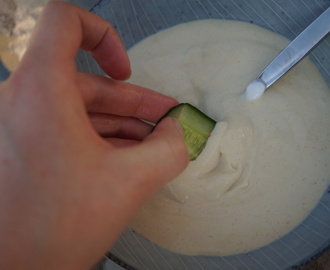 Salatdressing med skyr og sennep (sukkerfri)