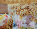 Rabarertærte med havre-crumble